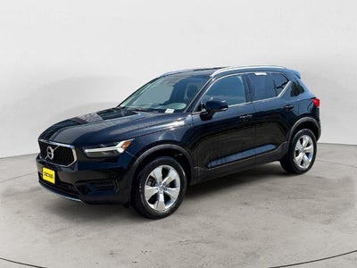 2022 Volvo XC40 AWD T5 Momentum 4DR SUV