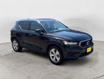 2022 XC40 Thumbnail 3