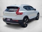 2019 XC40 Thumbnail 5