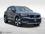 2020 XC40 Thumbnail 1