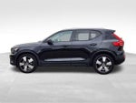 2020 XC40 Thumbnail 4