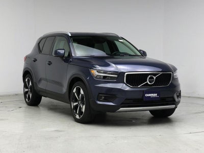 Photo of a 2022 Volvo XC40 AWD T5 Momentum 4DR SUV for sale