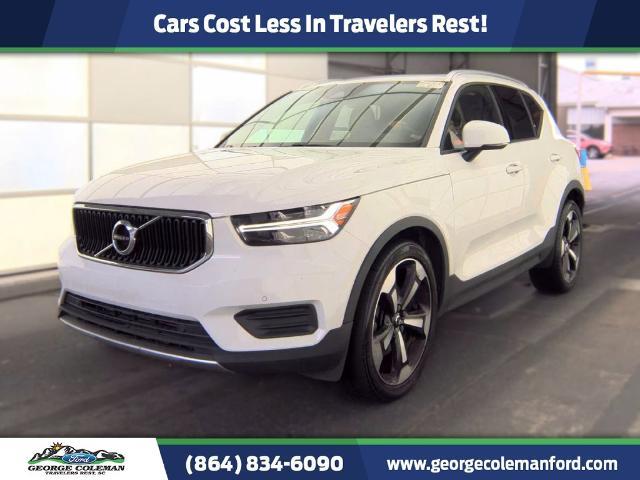 2020 Volvo XC40 - $17,975
