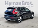 2021 XC40 Thumbnail 3