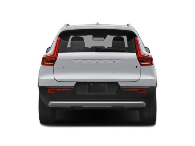 2021 Volvo XC40 - $24,180
