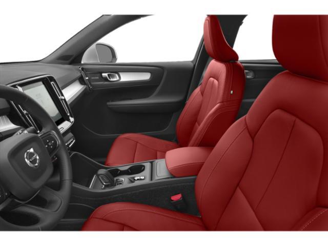 2021 Volvo XC40 - $24,180