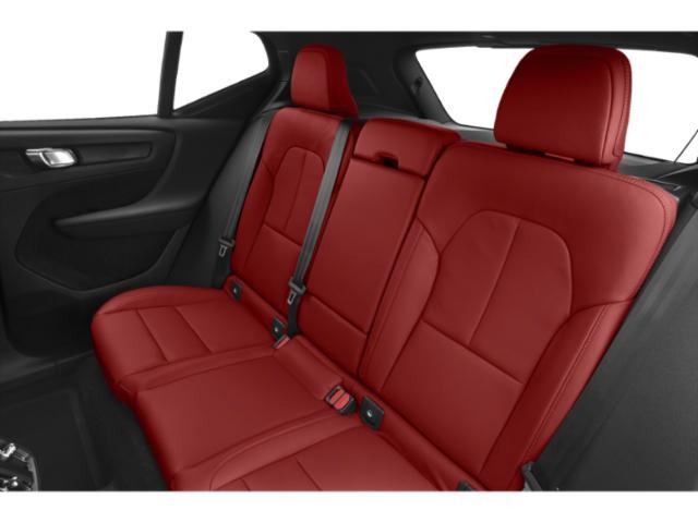 2021 Volvo XC40 - $24,180