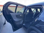 2022 XC40 Thumbnail 13