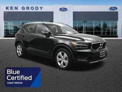 Photo of a 2022 Volvo XC40 AWD T5 Momentum 4DR SUV for sale