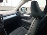 2020 XC40 Thumbnail 11