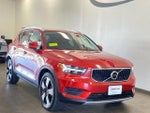 2020 XC40 Thumbnail 2