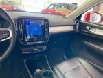 2020 XC40 Thumbnail 14