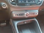 2019 XC40 Thumbnail 18