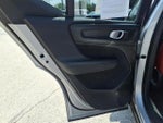 2019 XC40 Thumbnail 26
