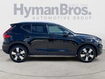 2019 XC40 Thumbnail 2