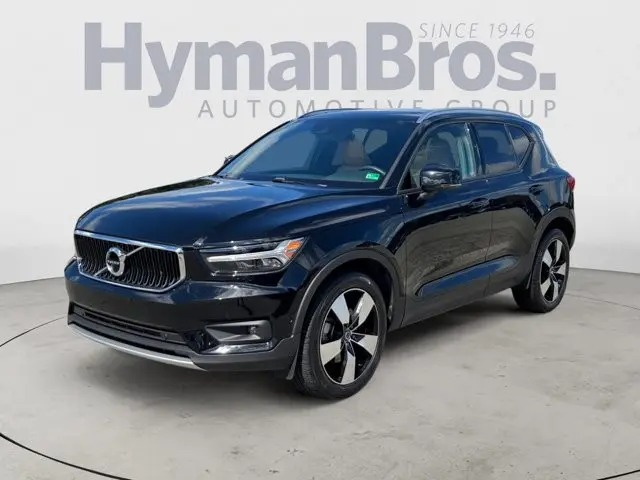 2019 Volvo XC40 - $25,495