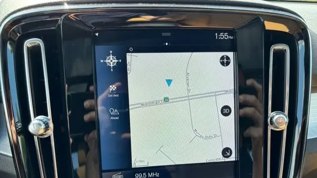 2019 Volvo XC40 T5 Momentum