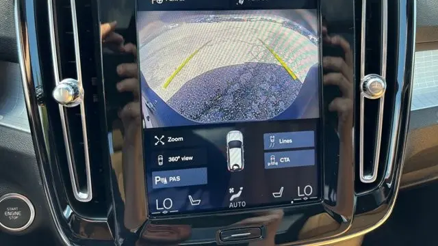 2019 Volvo XC40 T5 Momentum