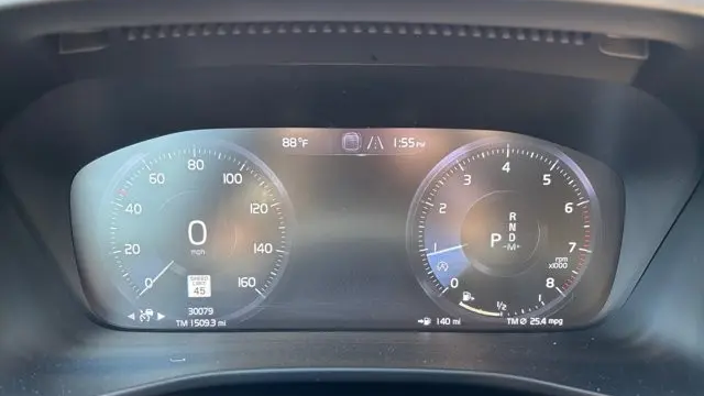 2019 Volvo XC40 T5 Momentum