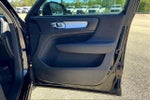 2022 XC40 Thumbnail 24