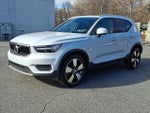 2020 XC40 Thumbnail 3