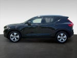 2021 XC40 Thumbnail 8