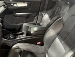 2021 XC40 Thumbnail 24