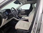 2019 XC40 Thumbnail 11