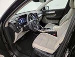 2020 XC40 Thumbnail 11