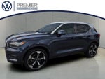 2021 XC40 Thumbnail 1