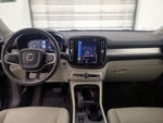 2021 XC40 Thumbnail 9
