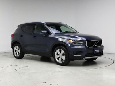 Photo of a 2022 Volvo XC40 AWD T5 Momentum 4DR SUV for sale