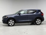 2022 XC40 Thumbnail 3