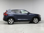 2022 XC40 Thumbnail 7