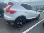 2020 XC40 Thumbnail 4
