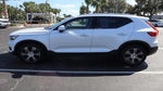 2021 XC40 Thumbnail 3