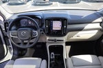 2021 XC40 Thumbnail 32