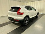 2022 XC40 Thumbnail 2