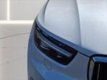 2020 XC40 Thumbnail 12