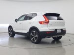 2019 XC40 Thumbnail 2