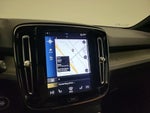 2019 XC40 Thumbnail 14
