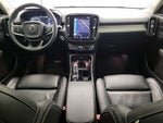 2022 XC40 Thumbnail 9