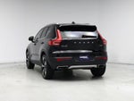 2019 XC40 Thumbnail 6