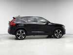 2019 XC40 Thumbnail 7