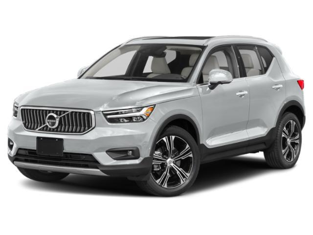 2022 Volvo XC40 - $28,650