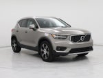 2022 XC40 Thumbnail 1