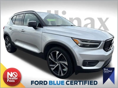 Photo of a 2019 Volvo XC40 AWD T5 R-Design 4DR SUV for sale