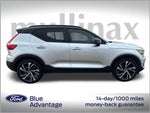 2019 XC40 Thumbnail 2