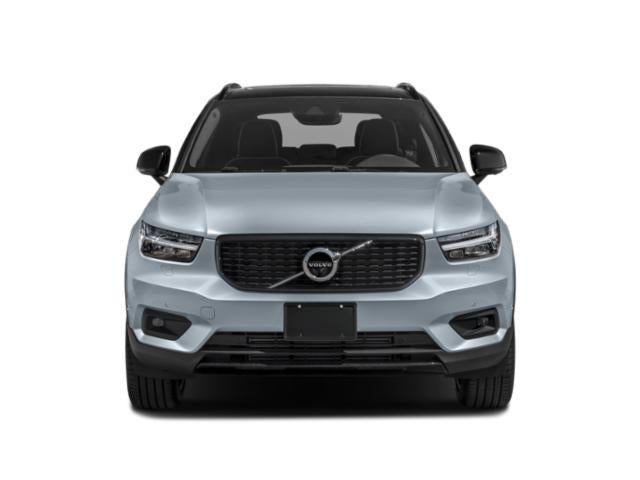 2020 Volvo XC40 - $21,670