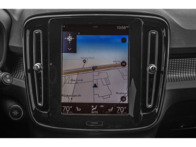 2020 Volvo XC40 - $21,670
